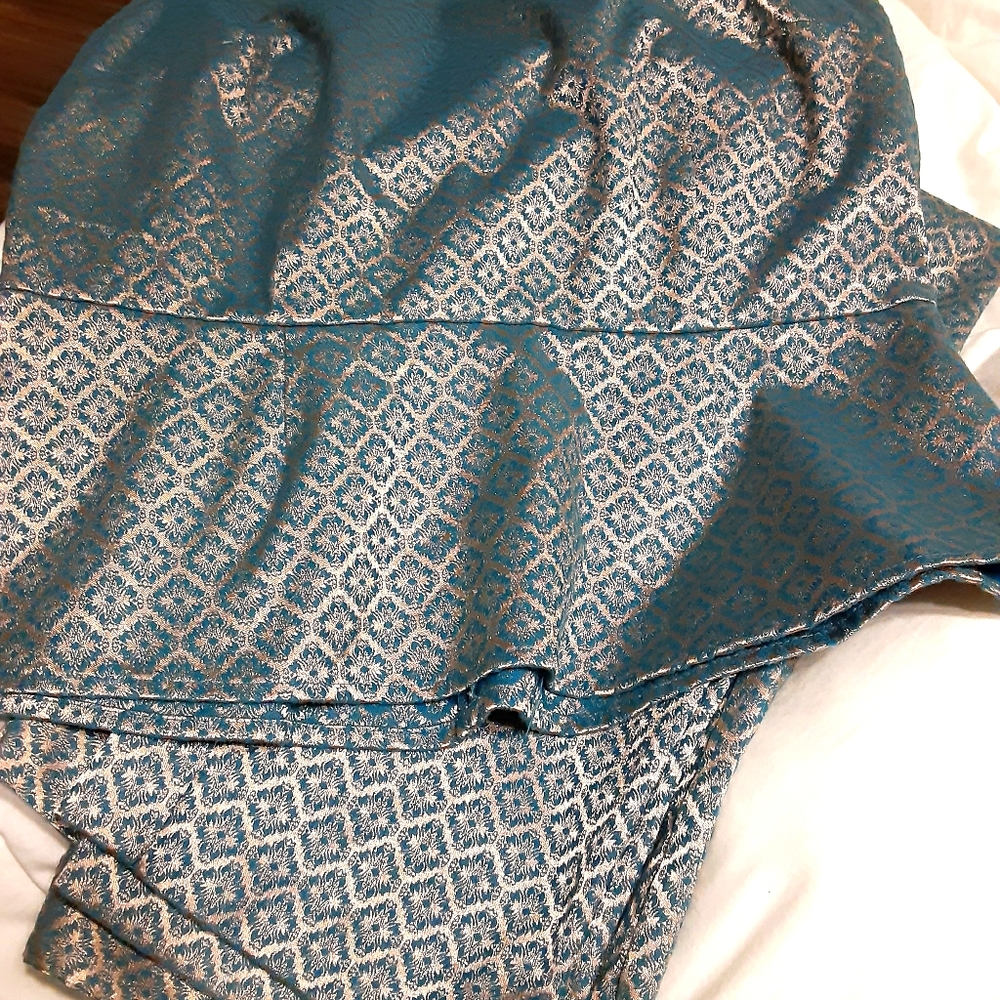 Pants suit